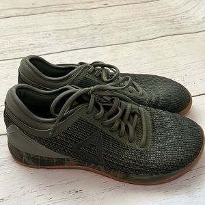 Brand: Reebok Size: 7 1/2 (Men) Color: Green